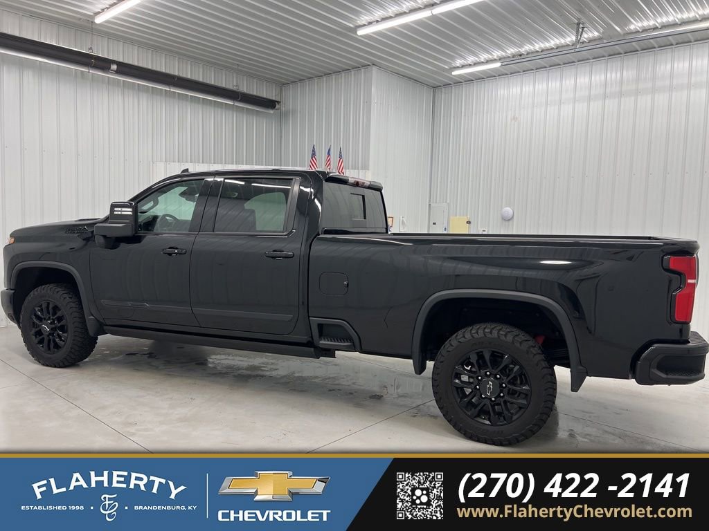 Used 2025 Chevrolet Silverado 2500 High Country w/ Midnight Edition image 5