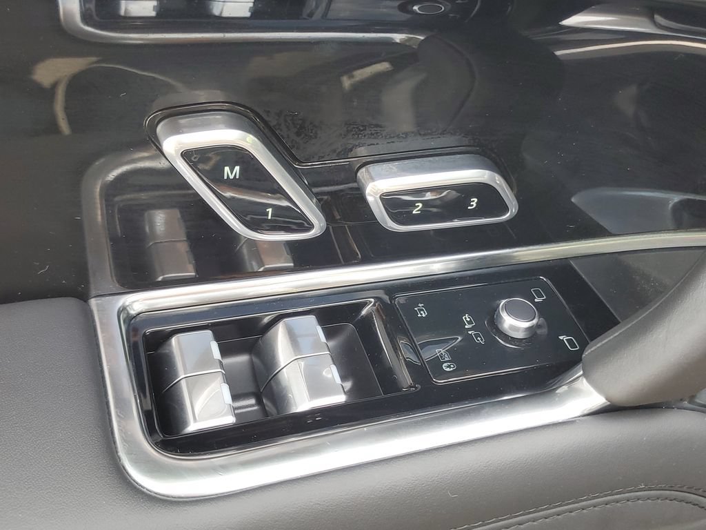 Used 2023 Land Rover Range Rover SE AWD/4WD image 10