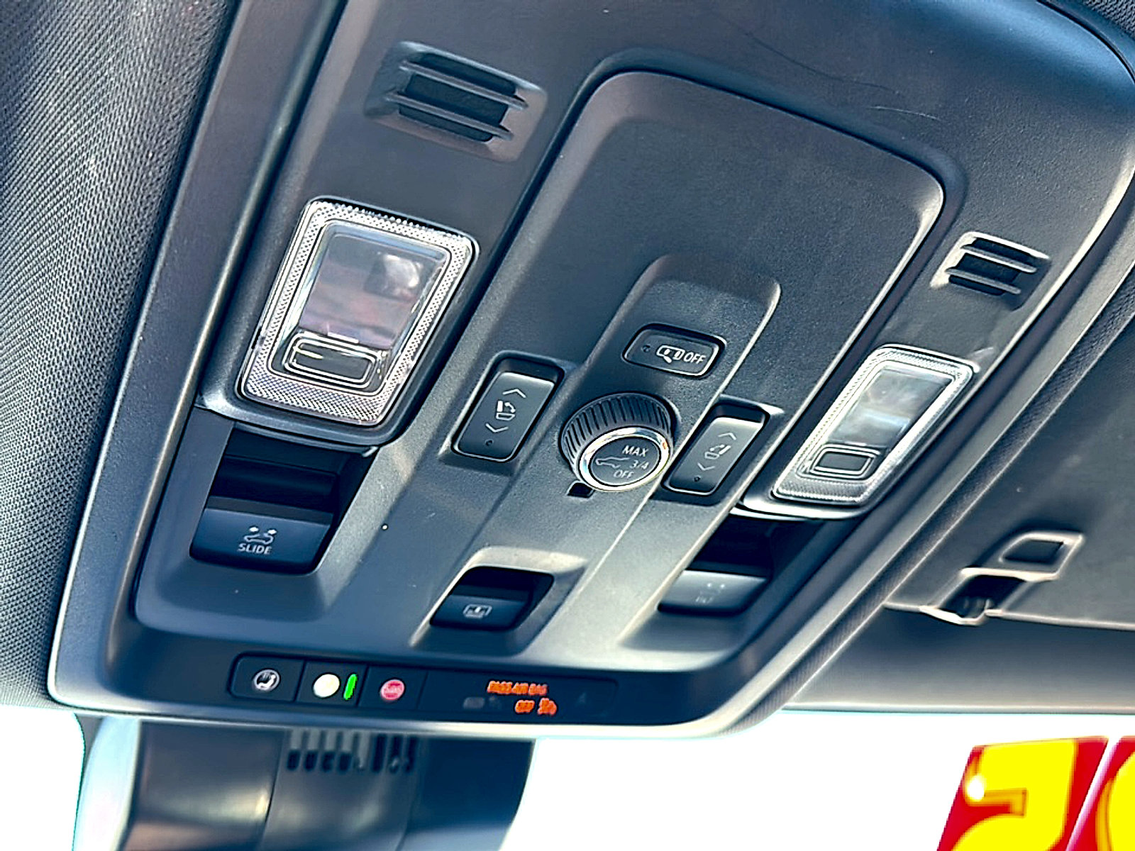 Used 2025 GMC Yukon XL Elevation image 39