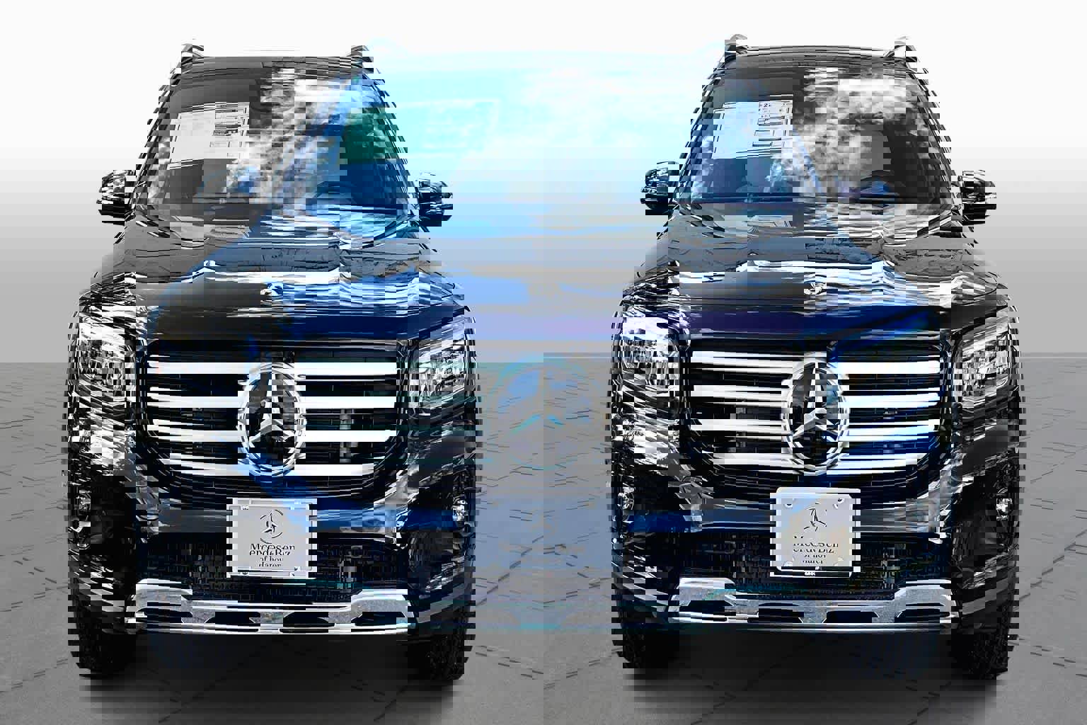 New 2026 Mercedes-Benz GLB 250 4MATIC image 3