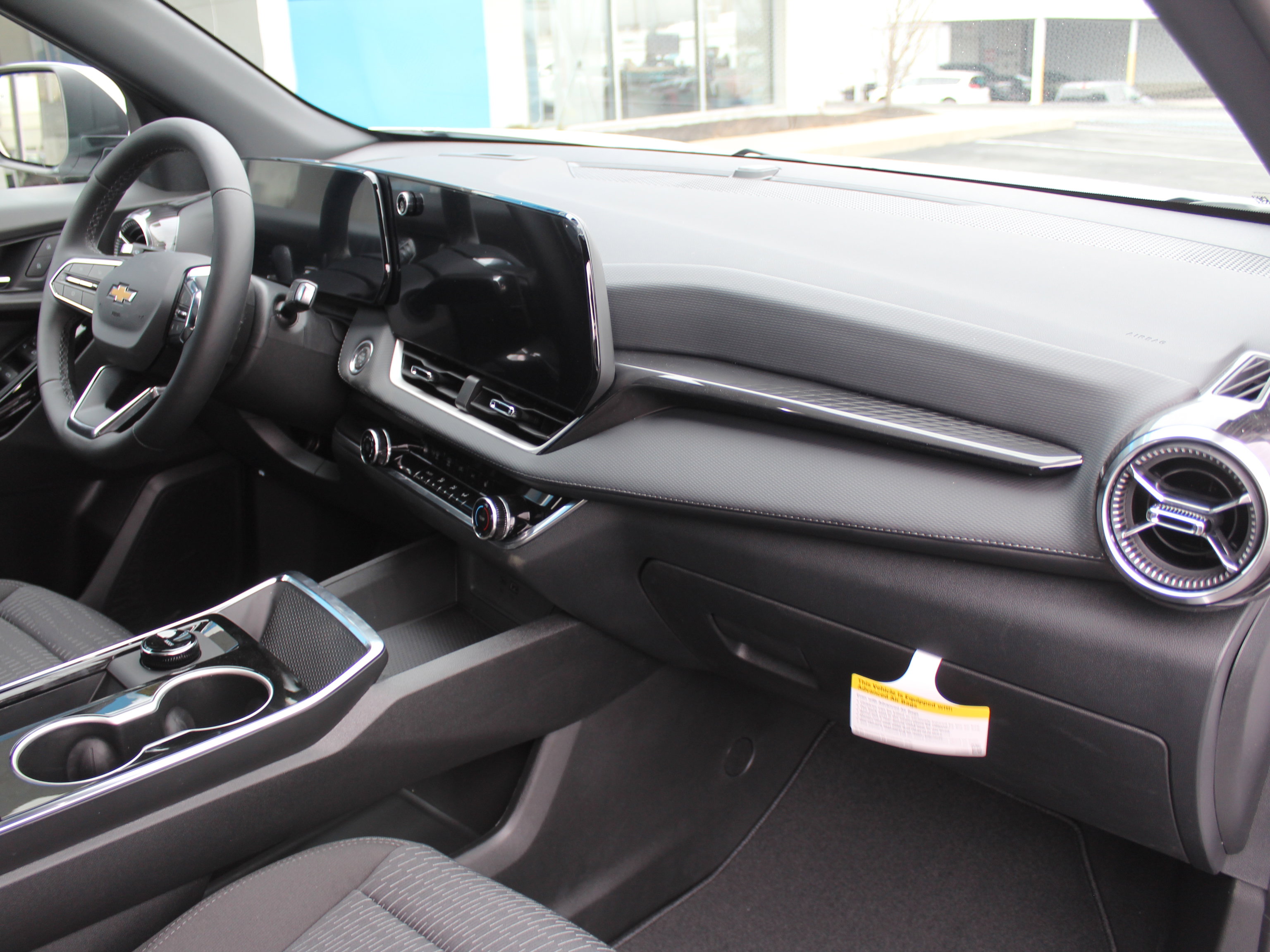 New 2026 Chevrolet Equinox LT w/ Safety and Technology Package image 14