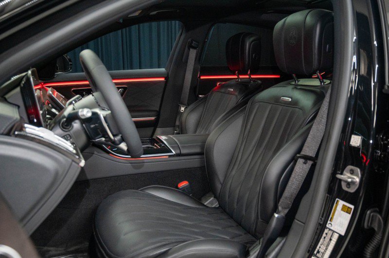 New 2026 Mercedes-Benz S 63 AMG S image 12