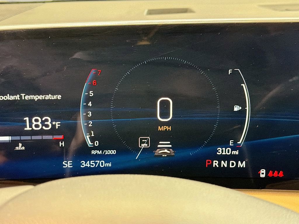 Used 2025 Cadillac XT4 Premium Luxury image 14