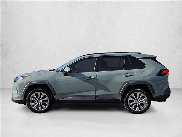 Used 2021 Toyota RAV4 XLE Premium image 9