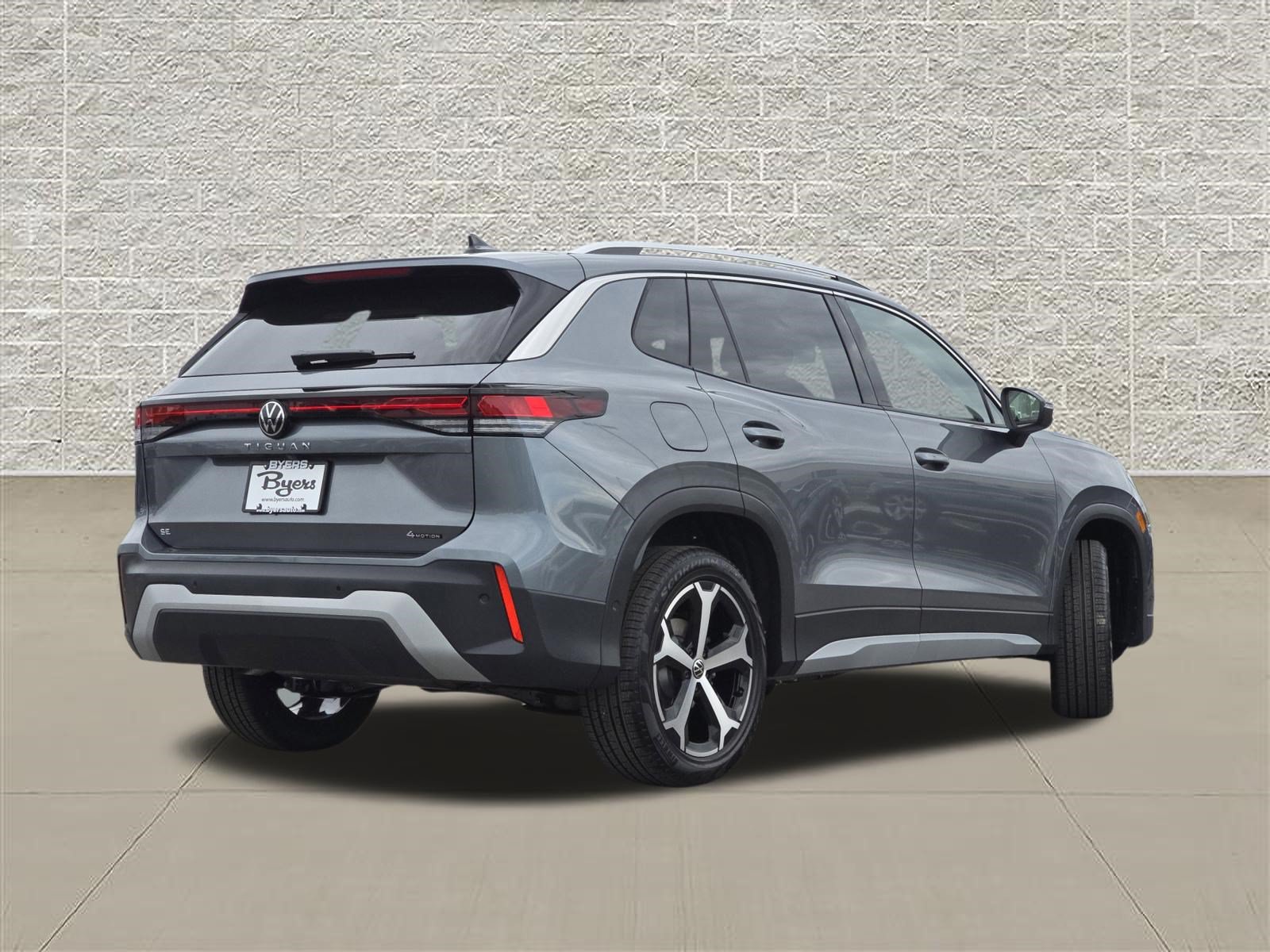 New 2026 Volkswagen Tiguan SE AWD/4WD image 7