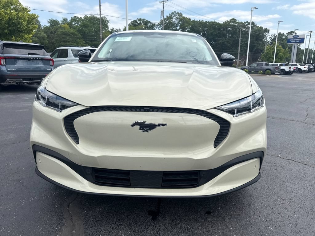 Used 2025 Ford Mustang Mach-E Select AWD/4WD video 3