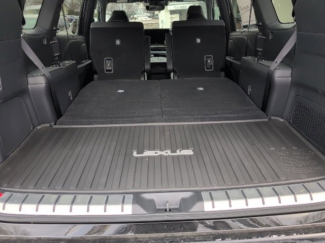 New 2026 Lexus TX 500h AWD image 35