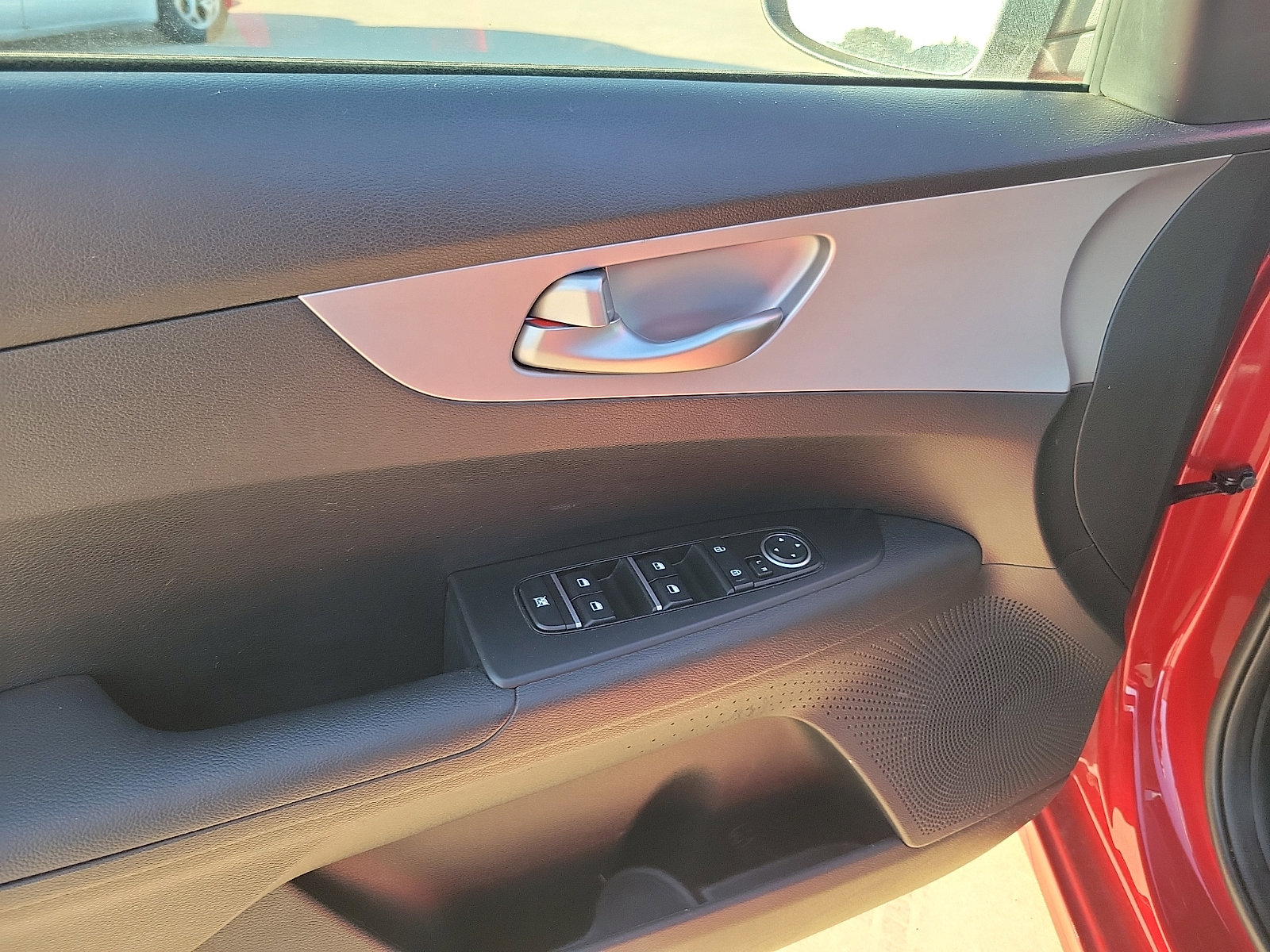 Used 2024 Kia Forte LXS image 13