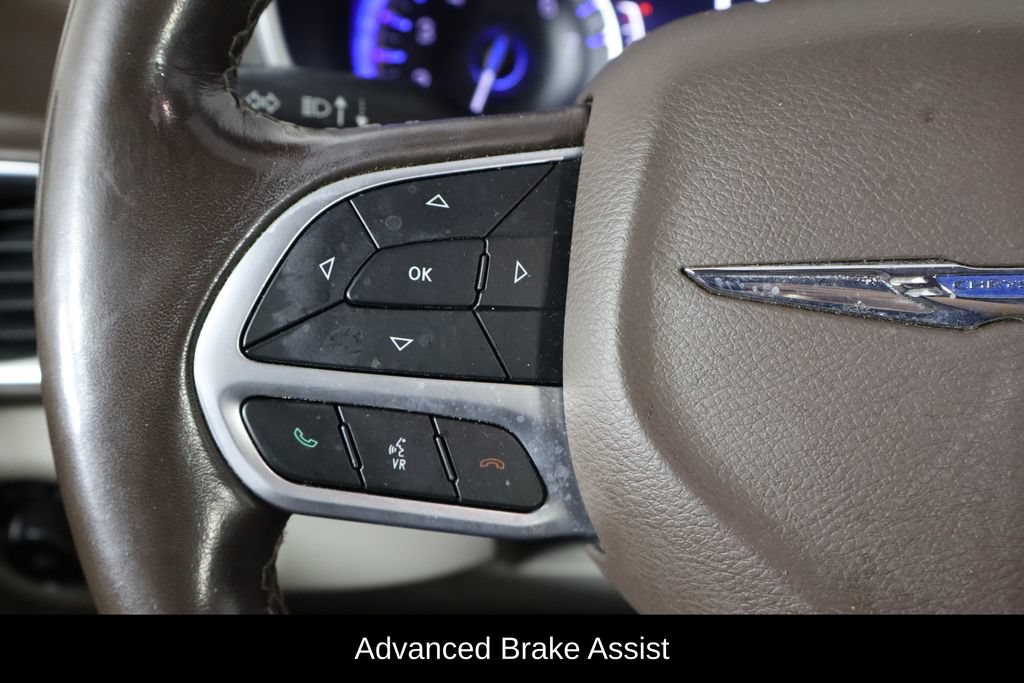 Used 2019 Chrysler Pacifica Touring-L Plus w/ Advanced Safetytec Group FWD image 8