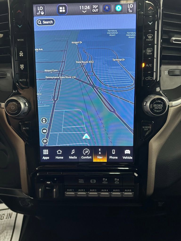 Used 2024 RAM 3500 Laramie image 31