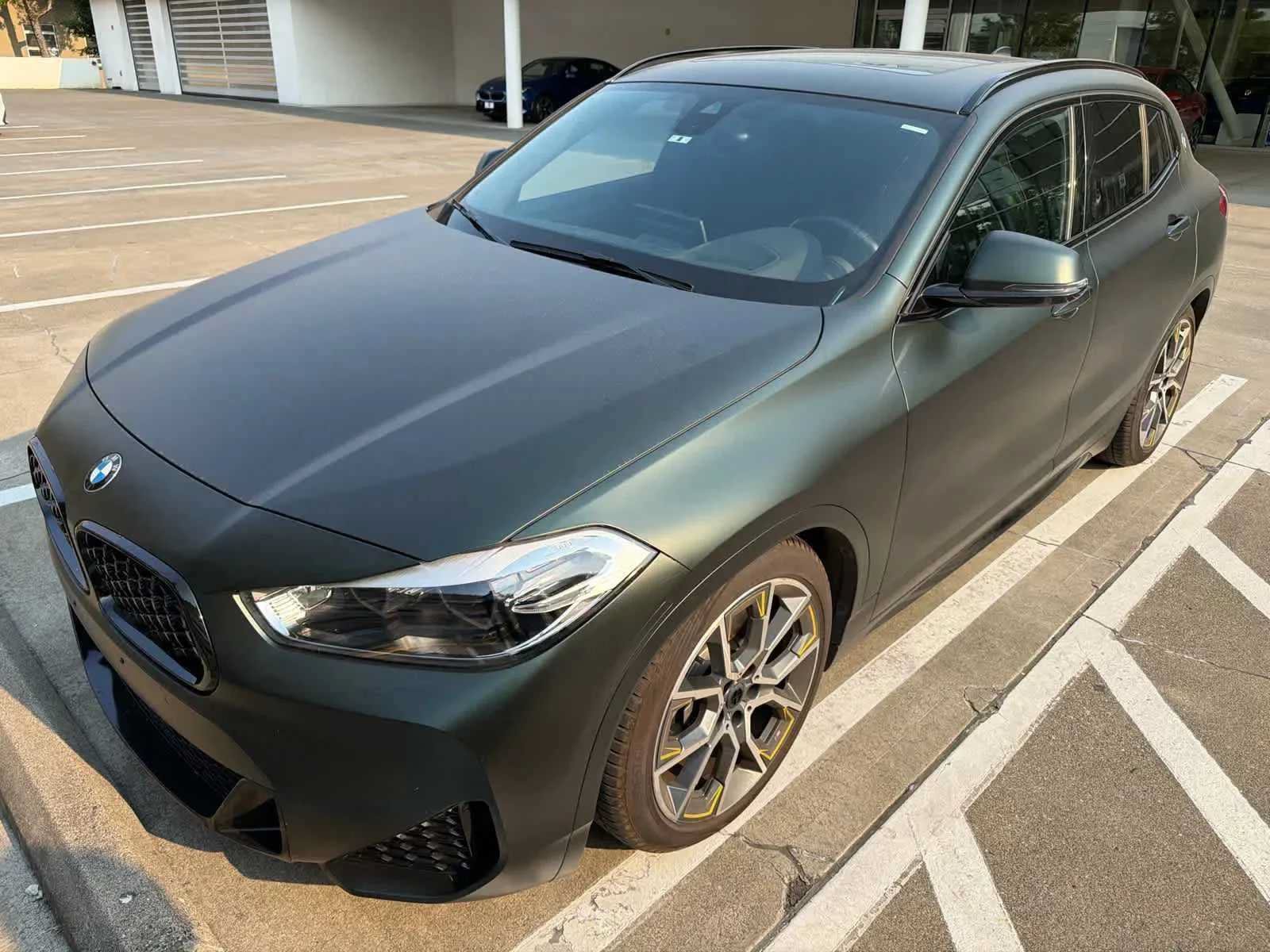 Used 2023 BMW X2 xDrive28i w/ Edition Goldplay AWD/4WD image 1