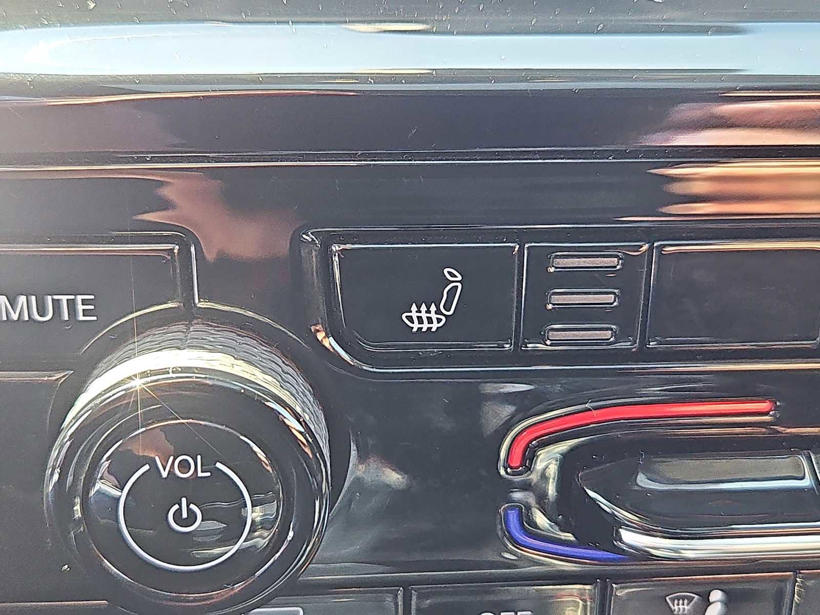 Used 2021 Jeep Grand Cherokee L Limited image 22