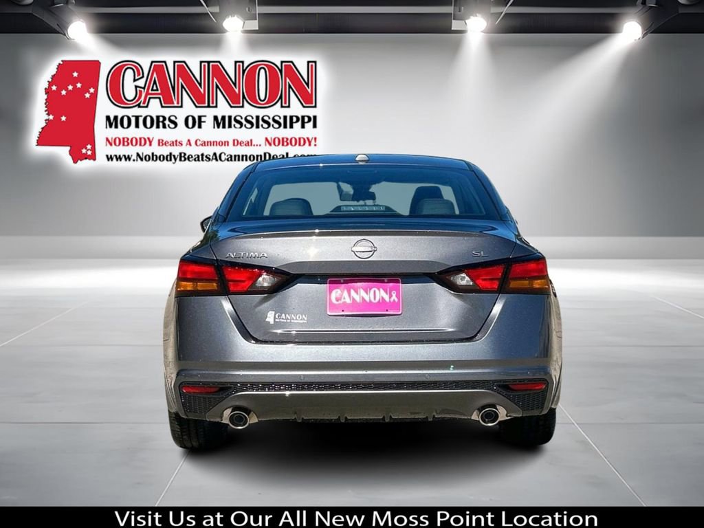 New 2025 Nissan Altima 2.5 SL image 4