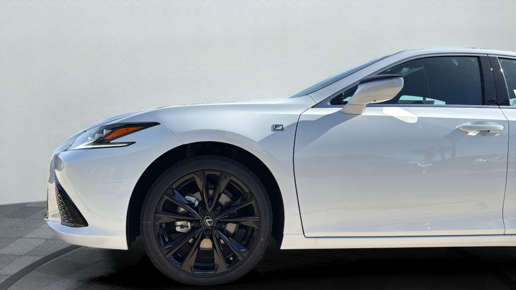 New 2025 Lexus ES 350 F Sport image 16