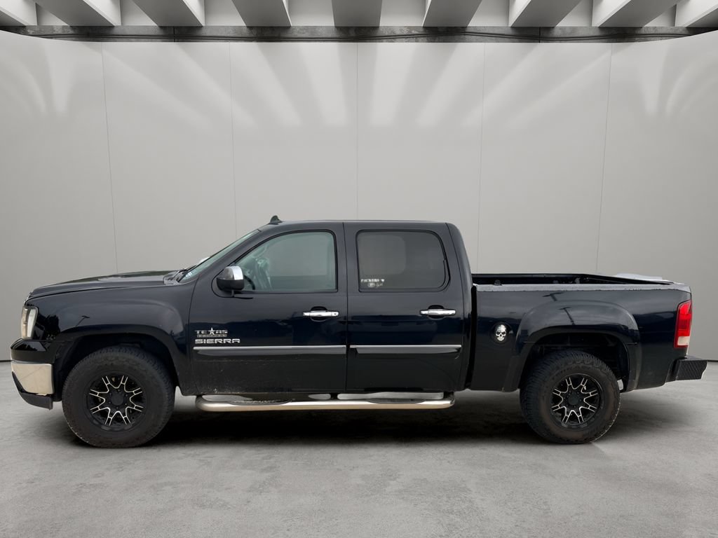 Used 2010 GMC Sierra 1500 SLE w/ Texas Edition RWD image 3