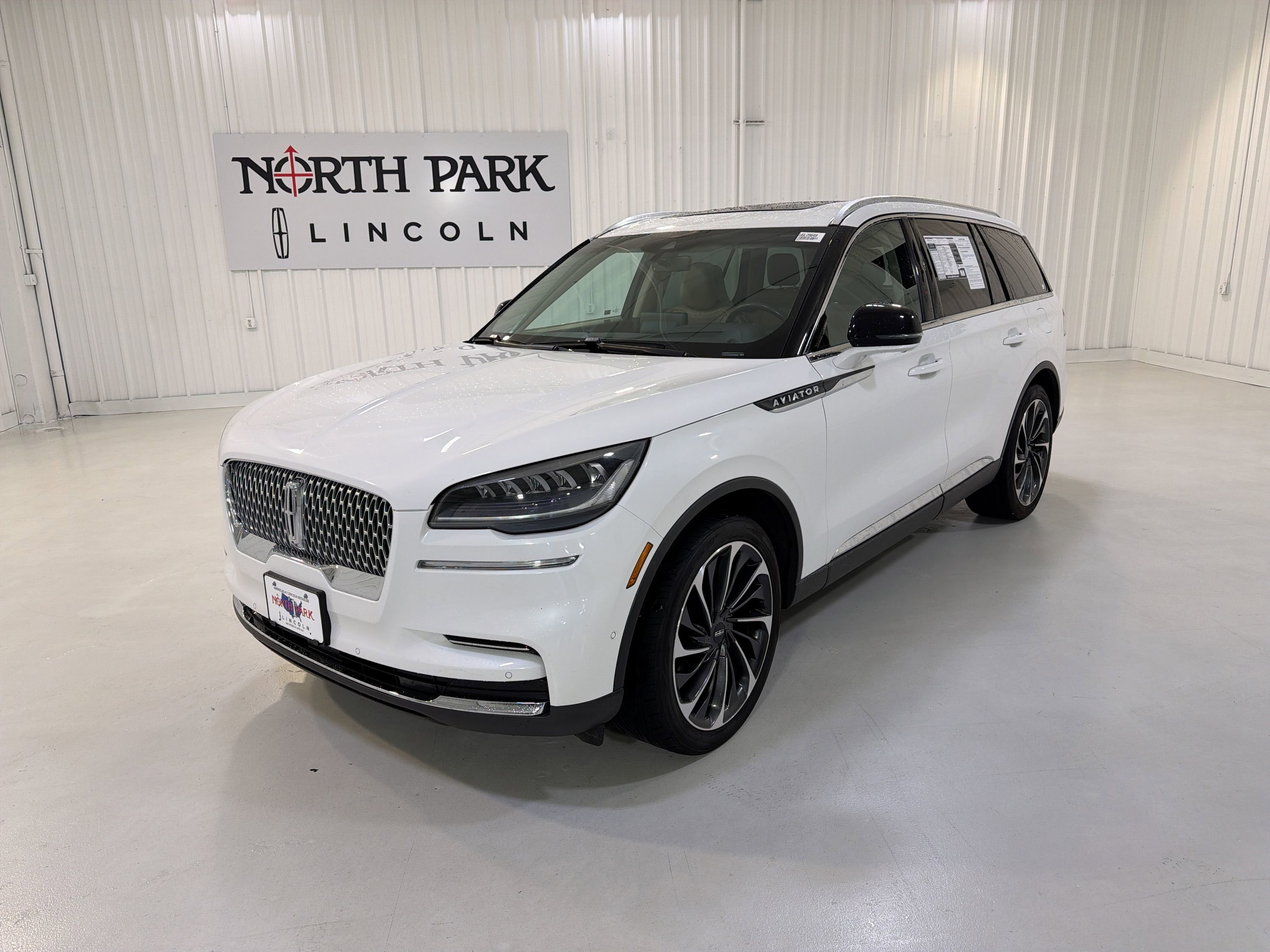 Used 2022 Lincoln Aviator Reserve w/ Equipment Group 201A