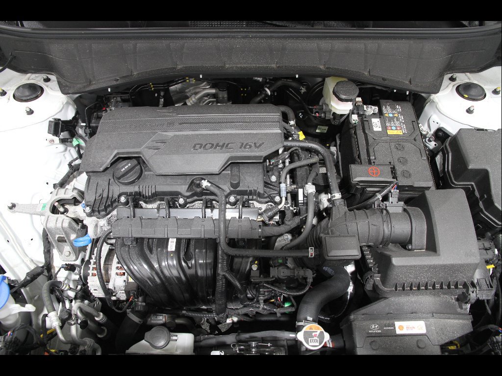 Certified 2026 Hyundai Kona SEL Sport AWD/4WD image 21