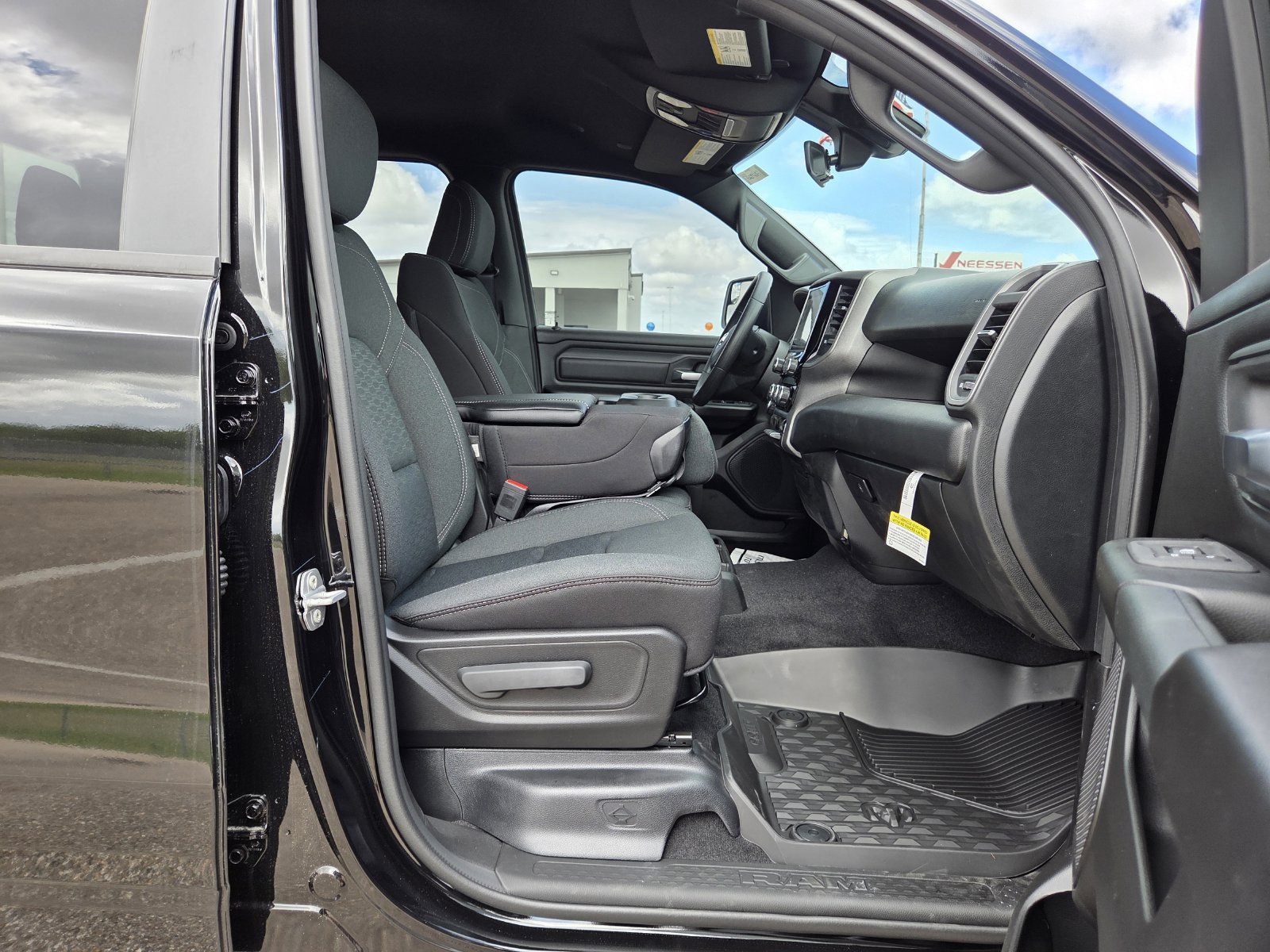 New 2026 RAM 1500 Warlock AWD/4WD image 20
