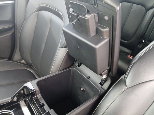 Used 2023 Jeep Grand Cherokee Limited w/ Black Appearance Package AWD/4WD image 29