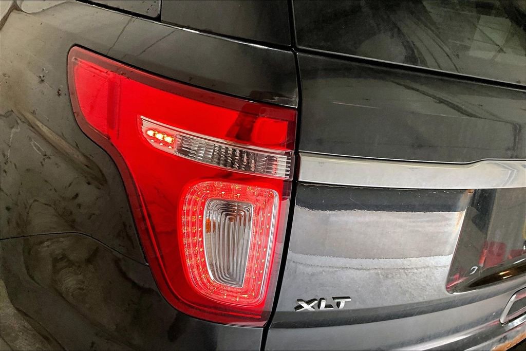 Used 2014 Ford Explorer XLT w/ Equipment Group 202A image 23