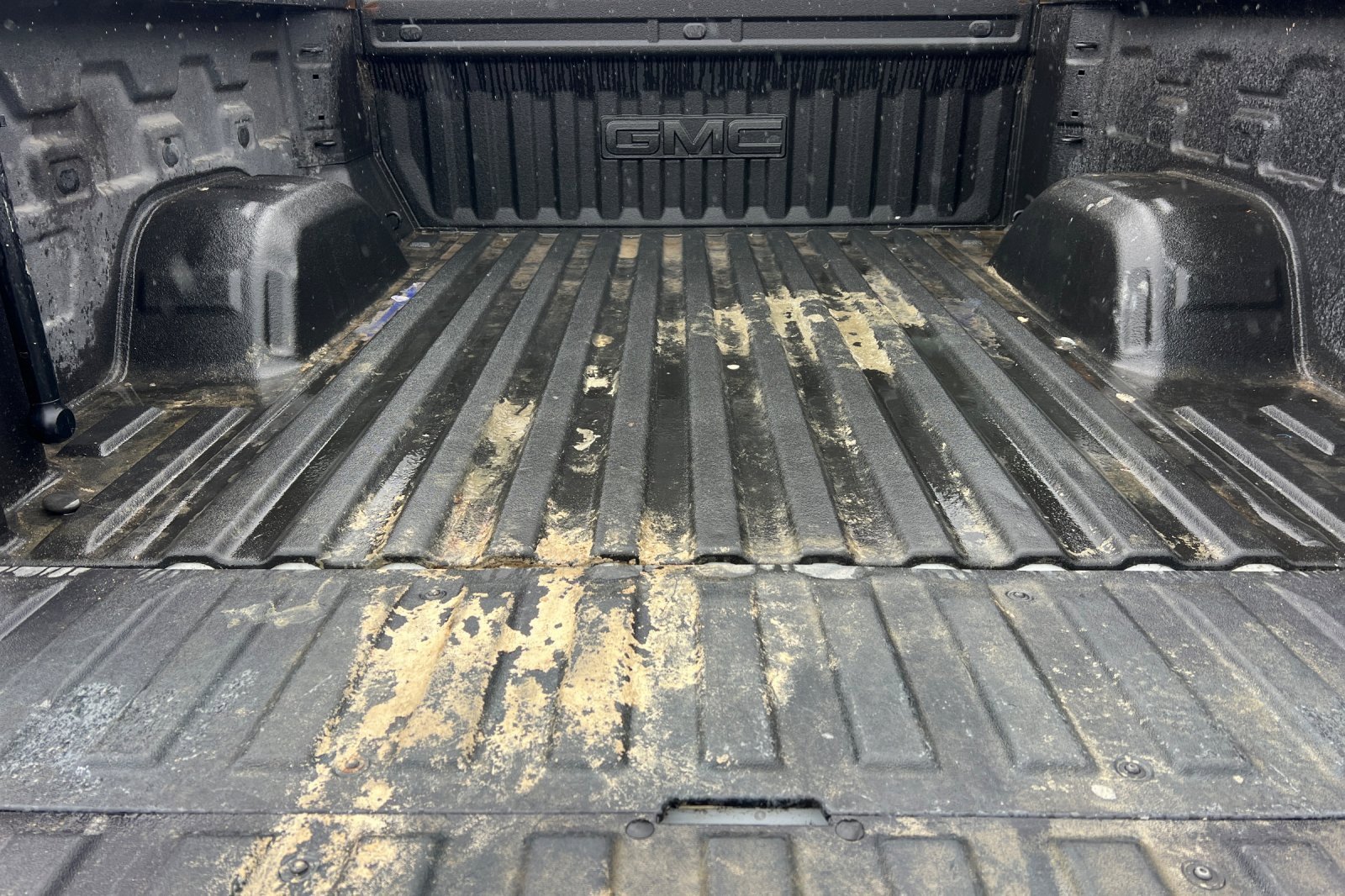 Used 2024 GMC Sierra 1500 SLT w/ SLT Premium Plus Package image 17