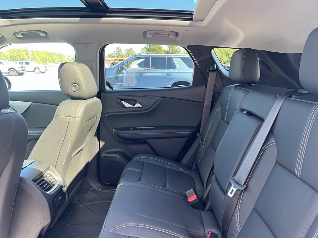 New 2026 Chevrolet Blazer LT w/ Midnight/Sport Edition FWD image 10