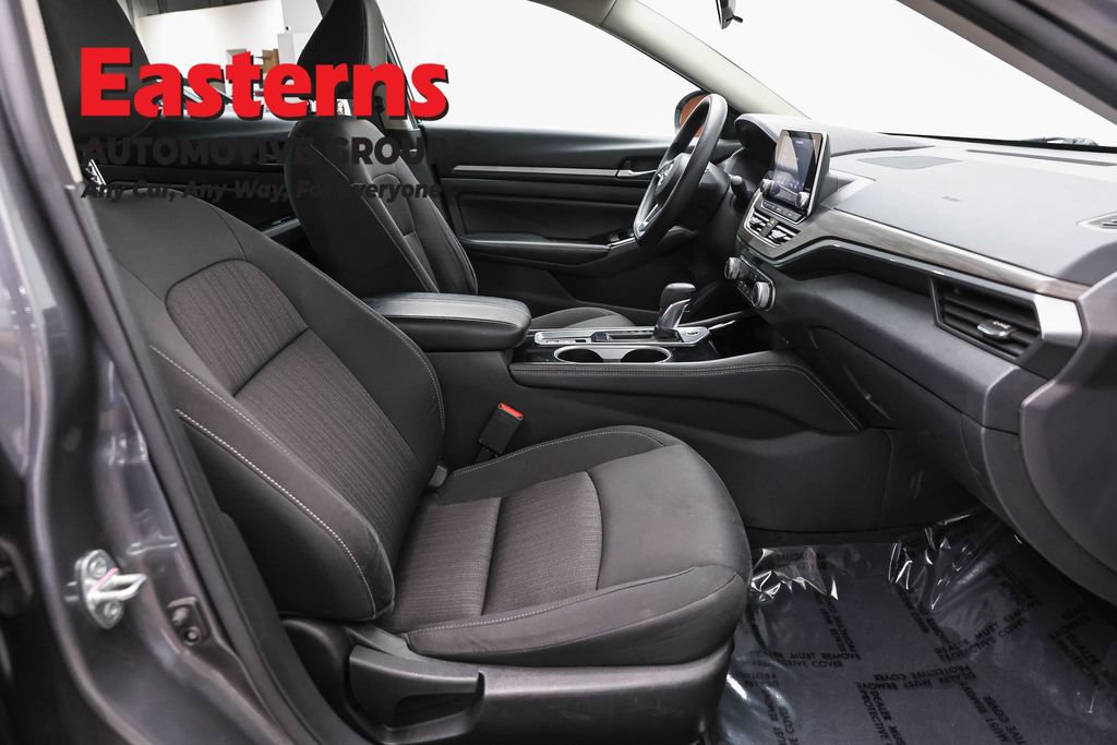 Used 2023 Nissan Altima 2.5 SV AWD/4WD image 24