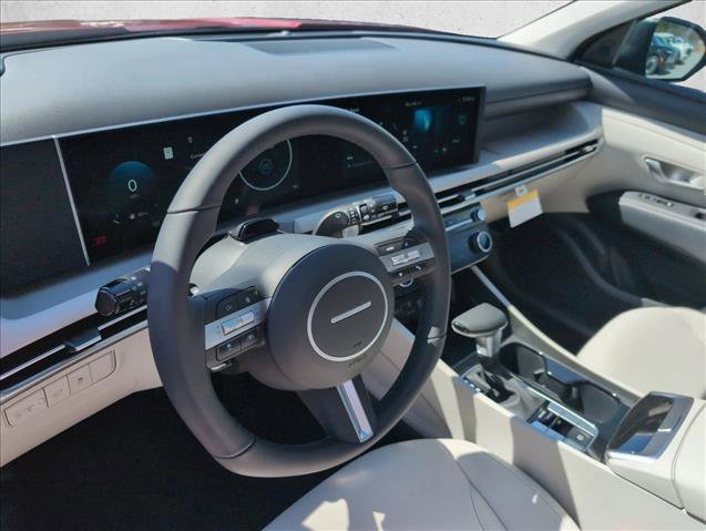 New 2026 Hyundai Tucson SEL image 3