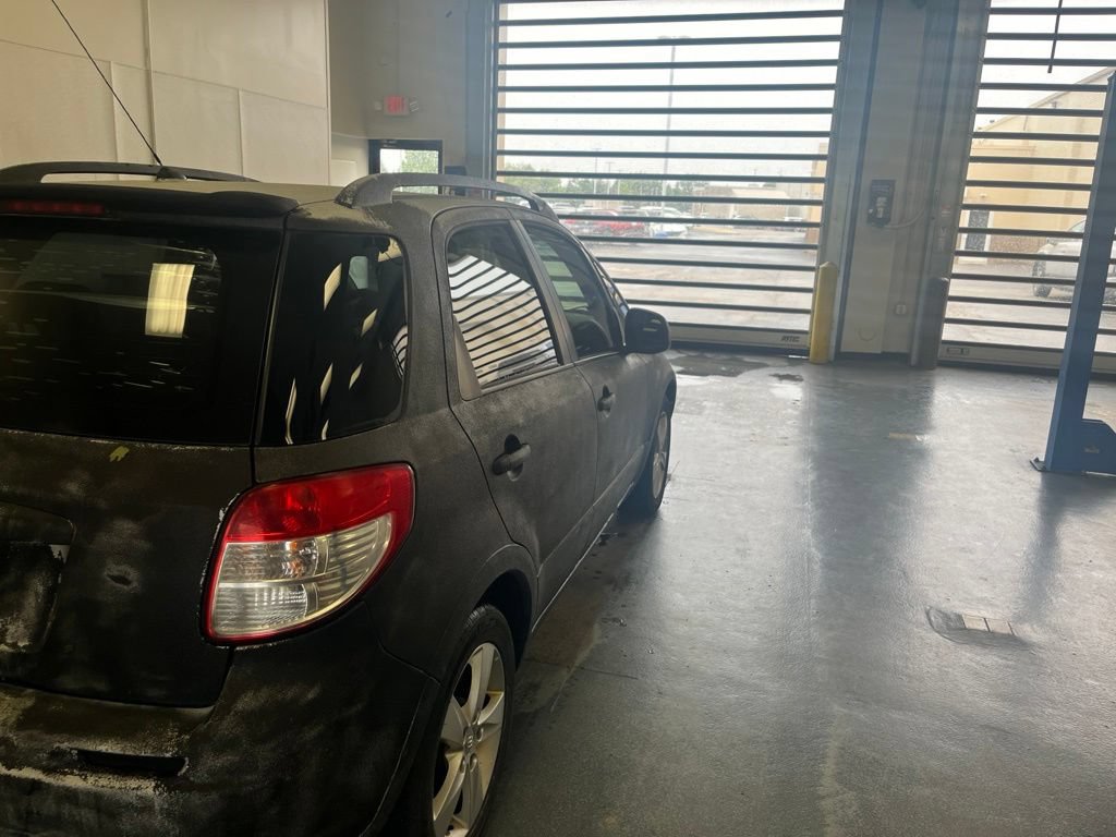 Used 2008 Suzuki SX4 AWD Hatchback image 11