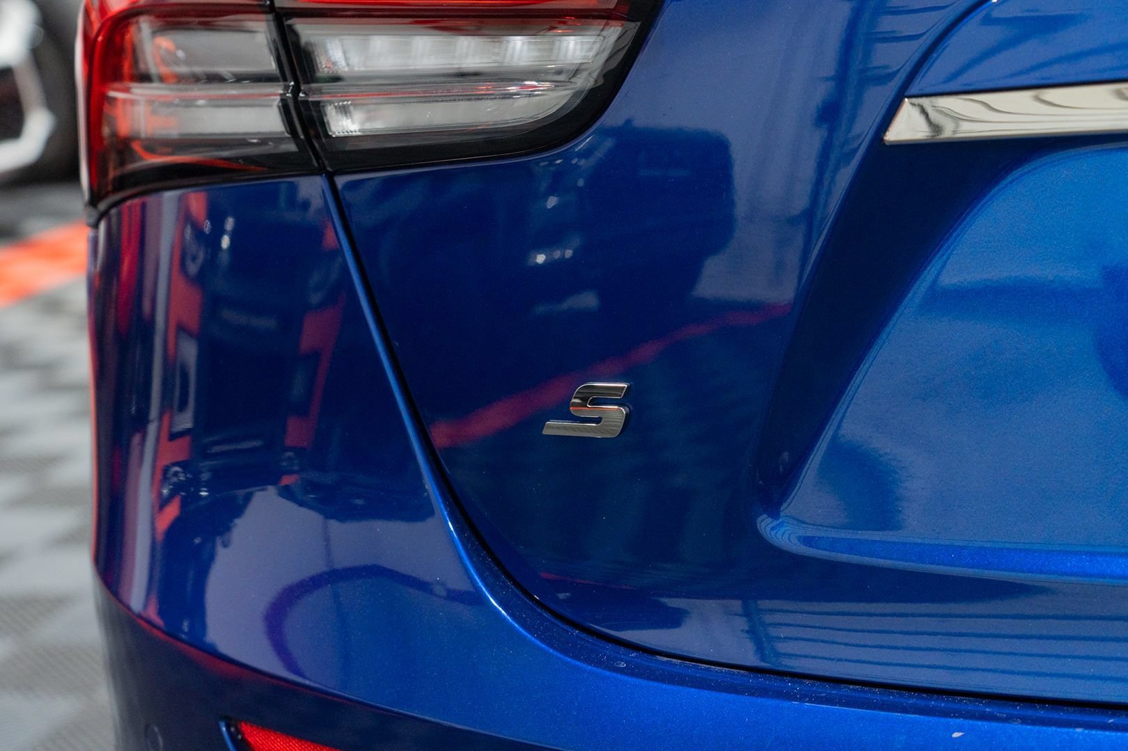 Used 2021 Maserati Ghibli S GranSport RWD image 9