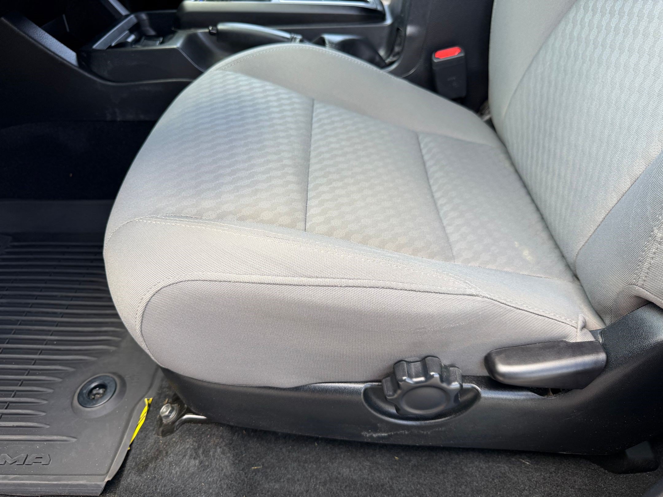 Used 2023 Toyota Tacoma SR RWD image 14