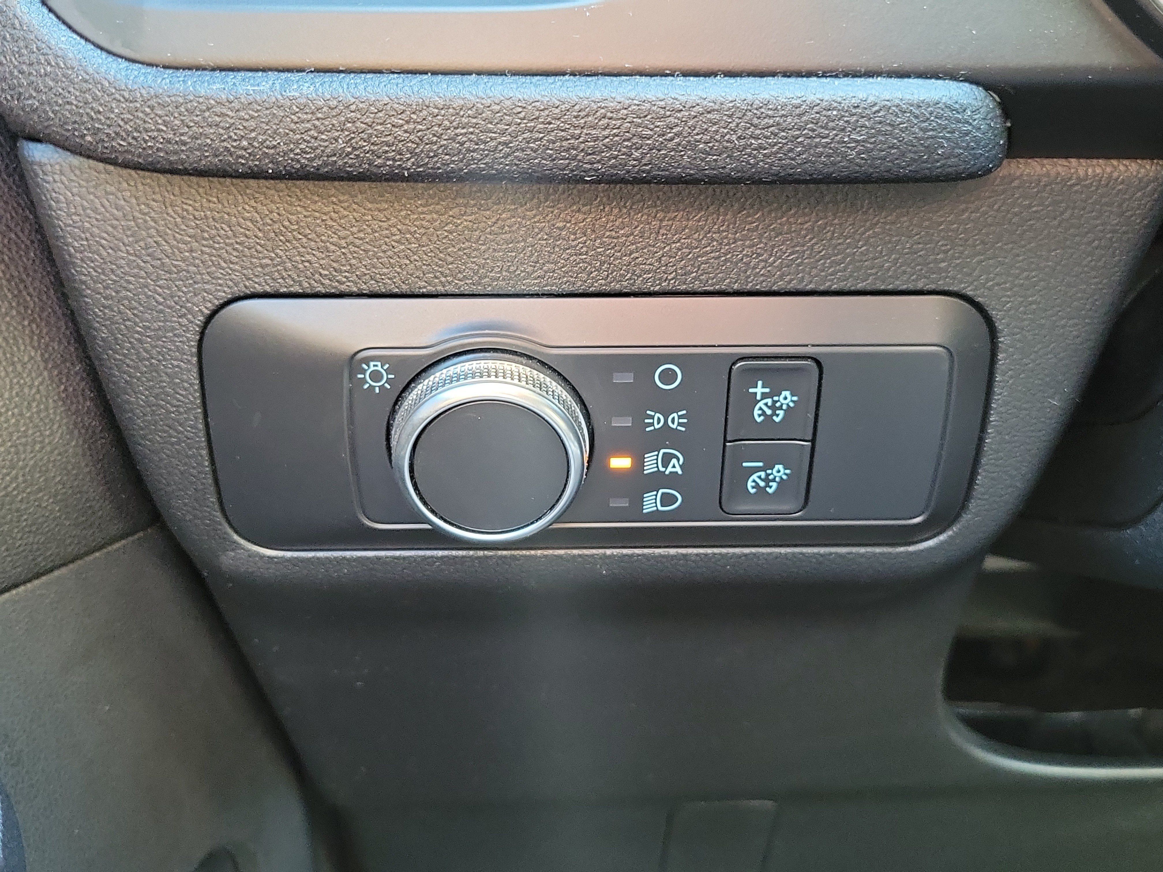Used 2020 Ford Escape SE AWD/4WD image 24