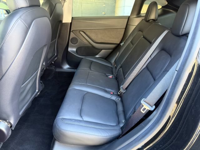 Used 2020 Tesla Model Y Long Range AWD/4WD image 14