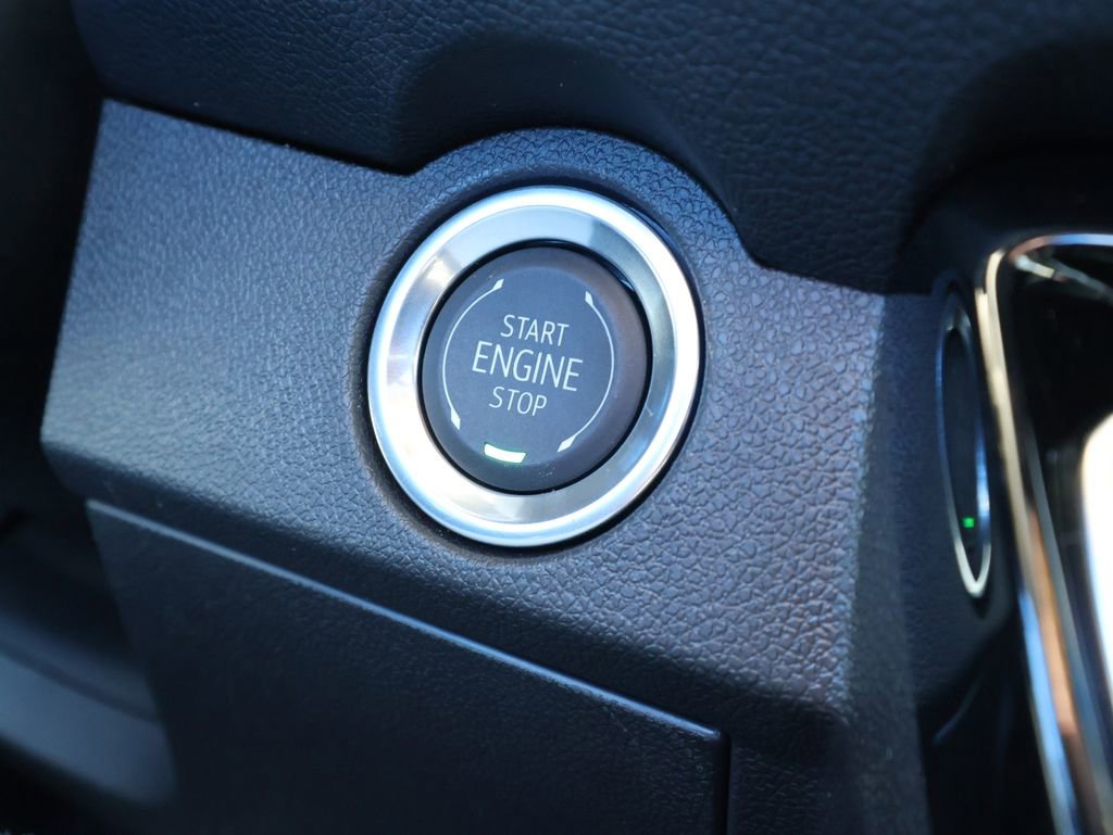 New 2026 Chevrolet Traverse LT w/ Sun and Wheel Package FWD image 20