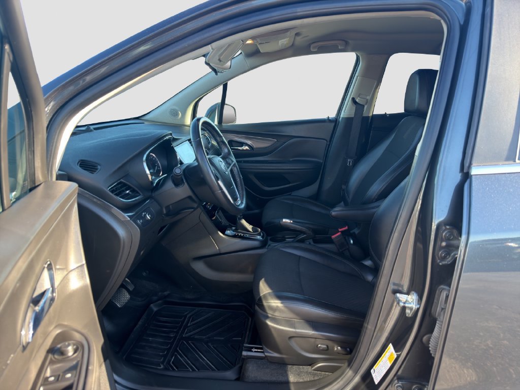 Used 2018 Buick Encore Preferred FWD image 25