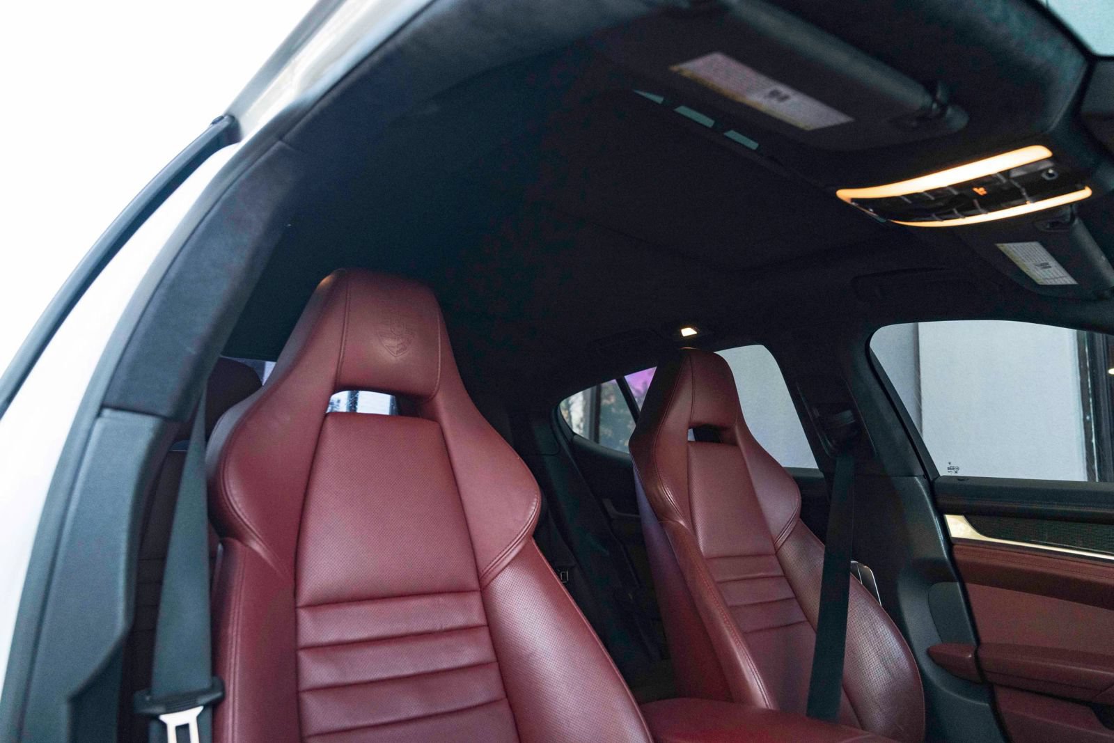 Used 2016 Porsche Panamera GTS AWD/4WD image 41