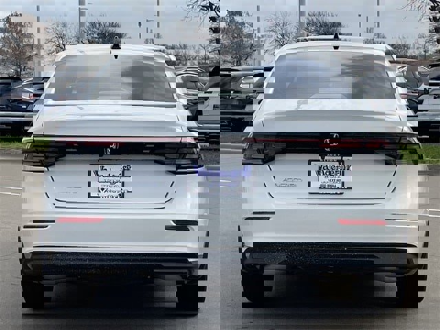 Used 2025 Honda Accord SE image 5