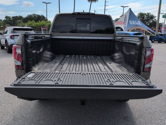 Used 2023 Nissan Titan PRO-4X w/ Pro-4x Convenience Package AWD/4WD image 13