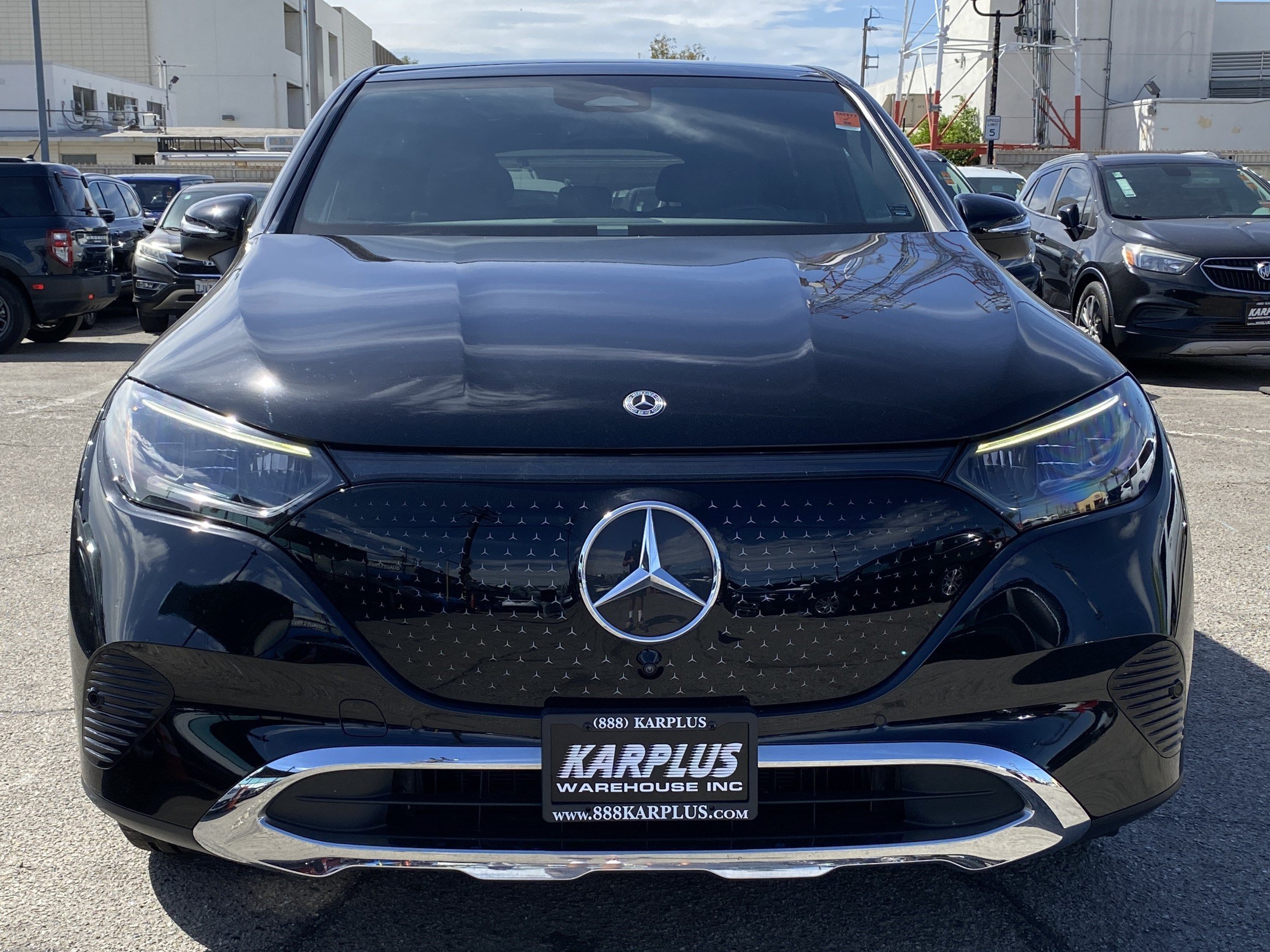Used 2023 Mercedes-Benz EQE 350+ SUV image 3