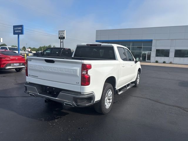 Used 2022 Chevrolet Silverado 1500 LT AWD/4WD image 14