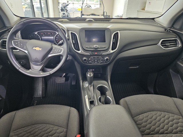 Used 2020 Chevrolet Equinox LT FWD image 19