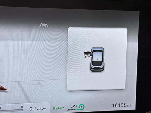 Used 2025 Genesis GV60 Advanced image 18