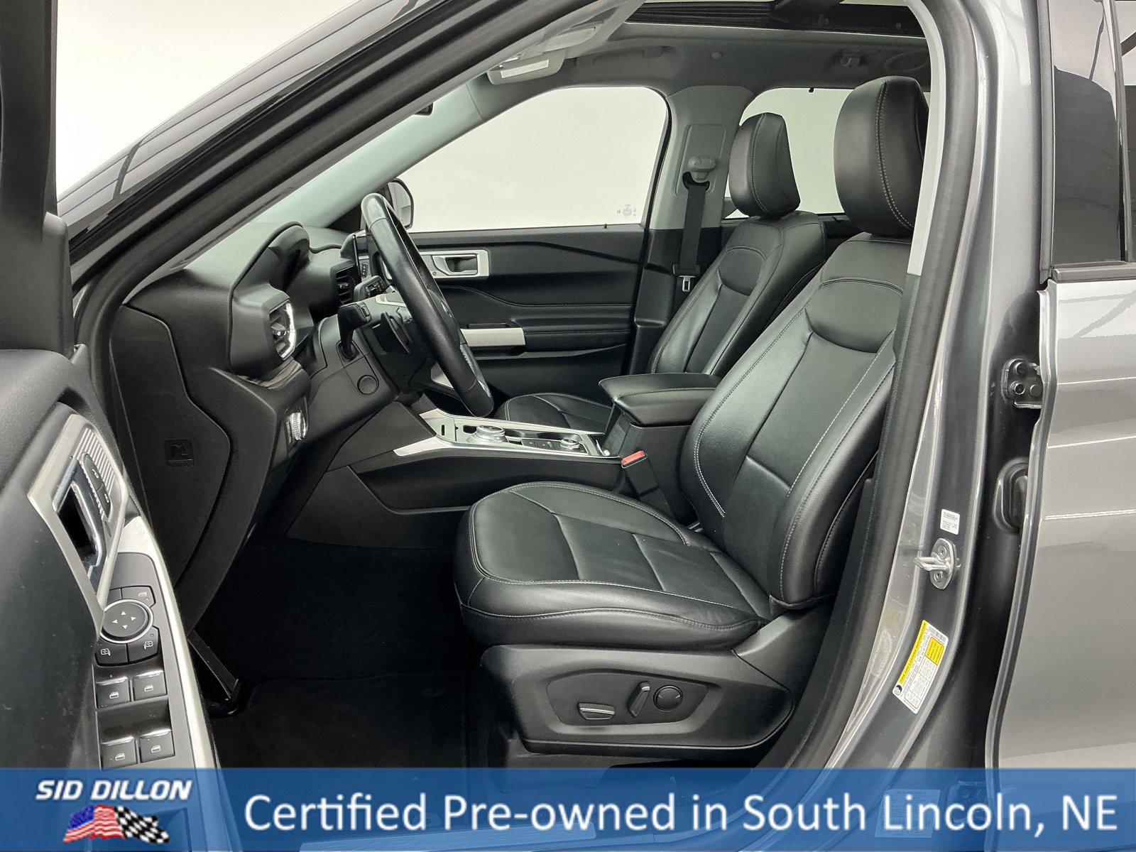 Used 2021 Ford Explorer Limited w/ Hybrid Equipment Group 310A image 17