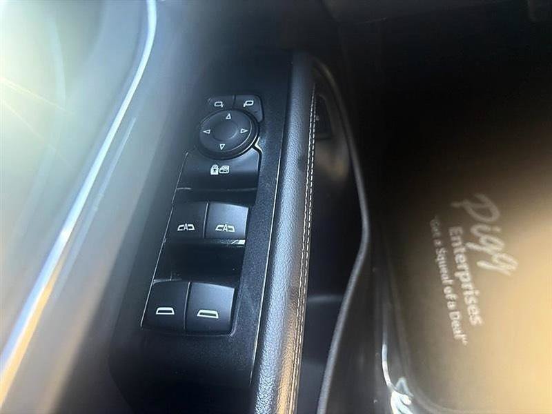 Used 2024 Cadillac CT4 Luxury RWD image 16