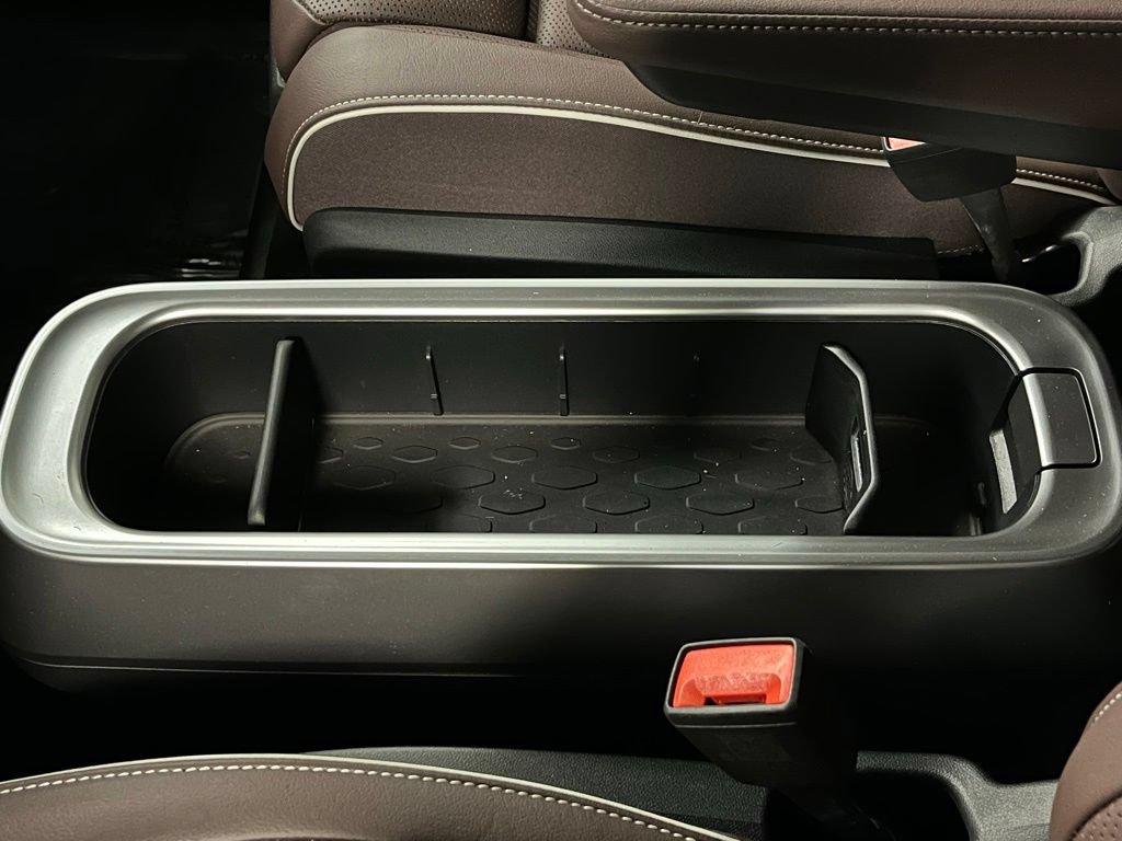 New 2025 Volkswagen ID. Buzz Pro S RWD image 13