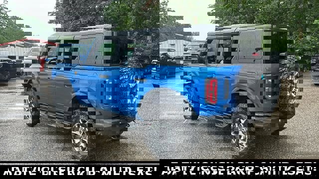 New 2025 Ford Bronco Badlands image 4