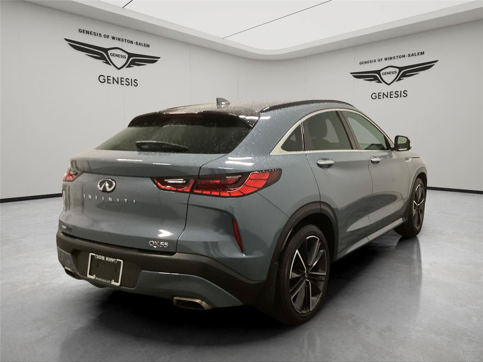Used 2023 INFINITI QX55 Sensory w/ Lighting Package AWD/4WD image 5