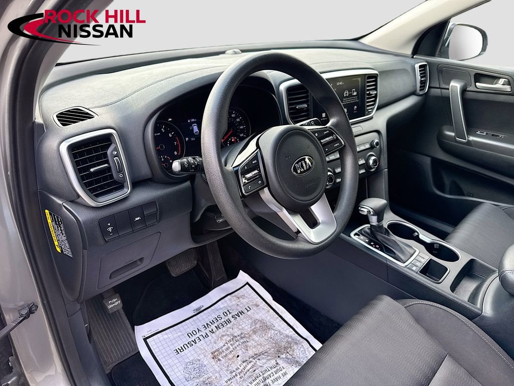 Used 2020 Kia Sportage LX AWD/4WD image 9