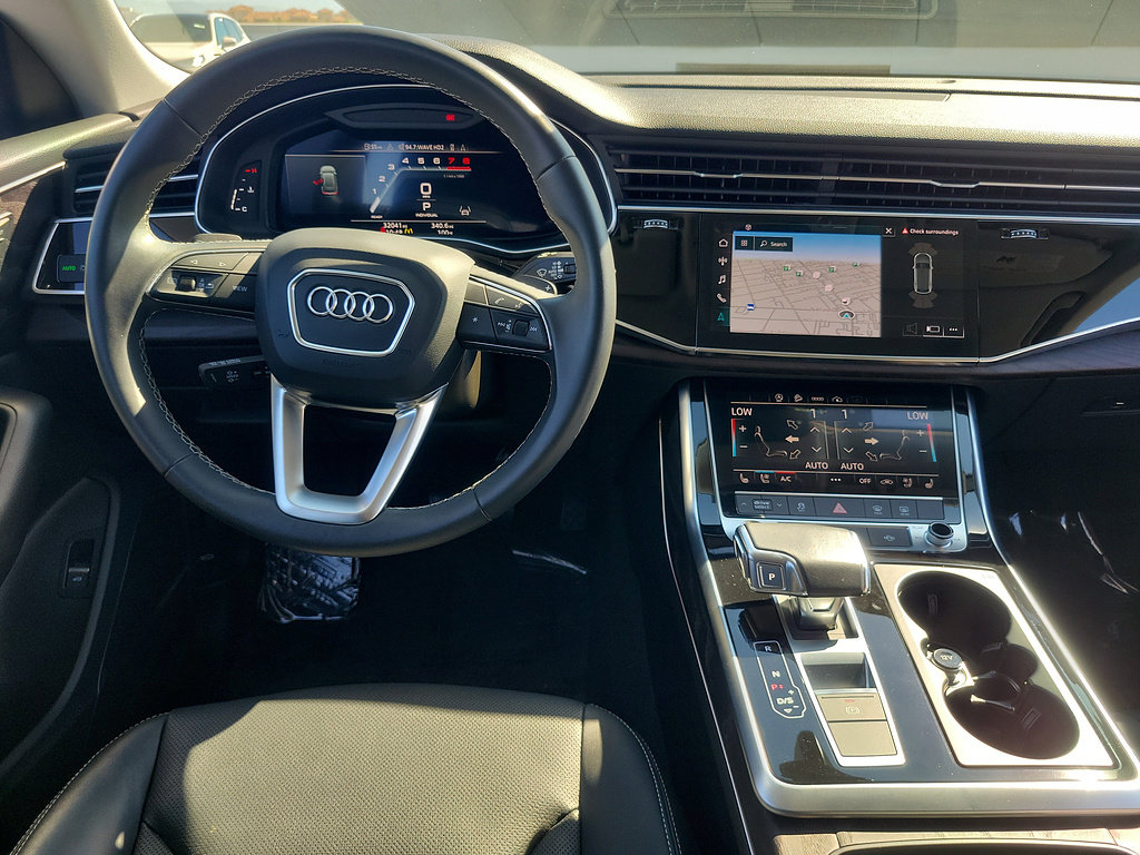 Used 2022 Audi Q8 Premium Plus w/ Premium Plus Package AWD/4WD image 11