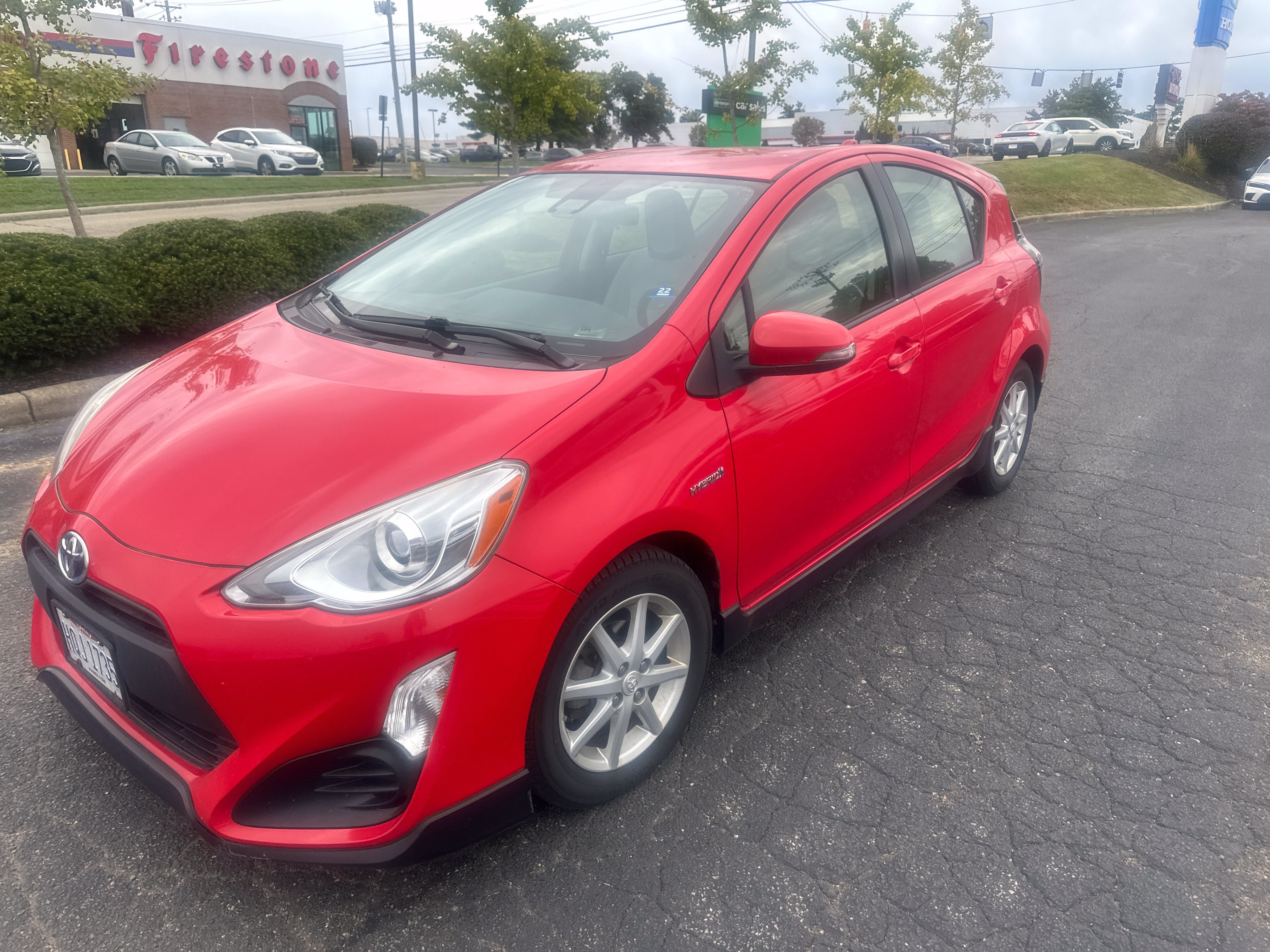 Used 2017 Toyota Prius C One FWD image 8